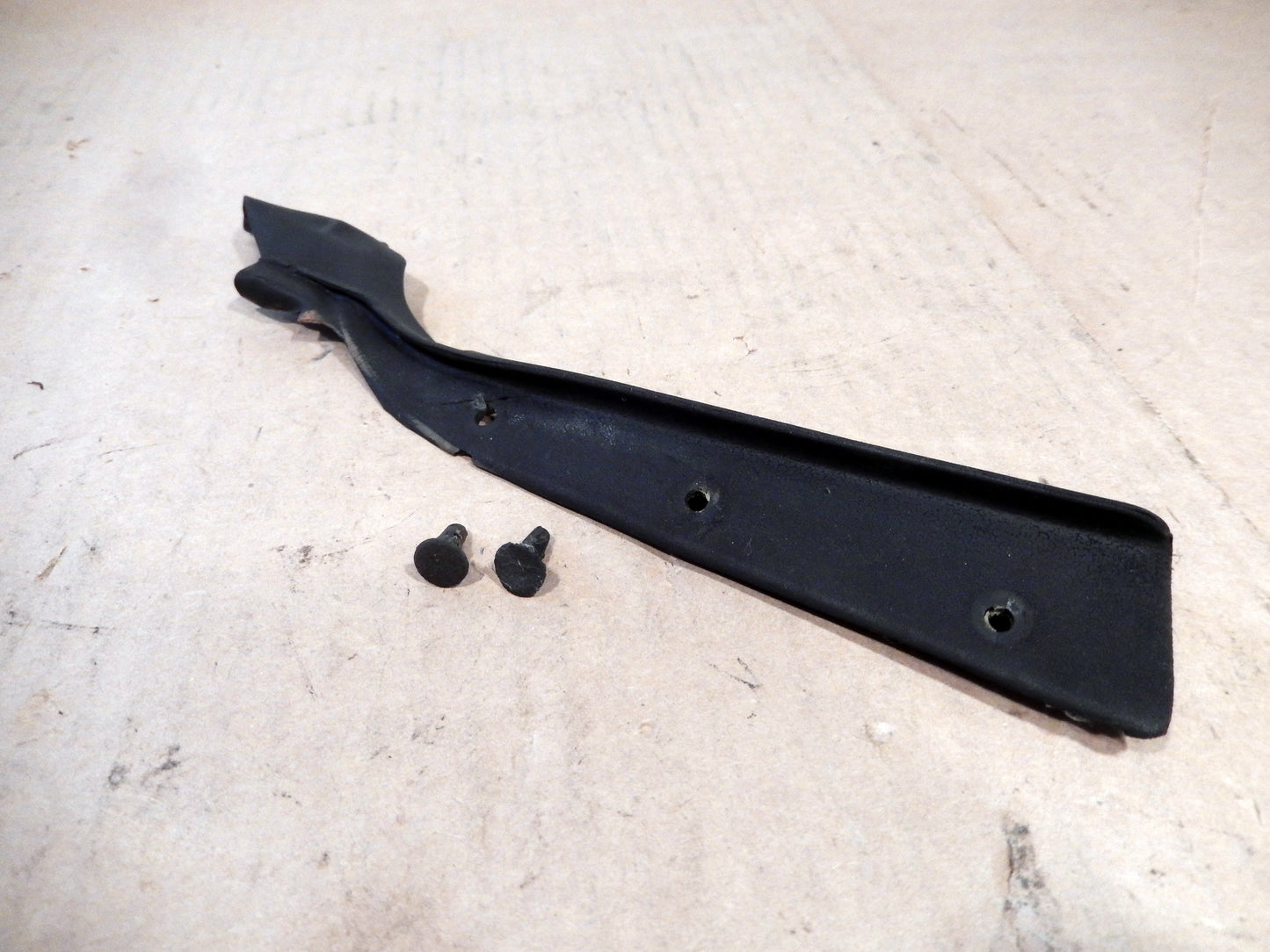 Datsun 240Z Series 1 OEM Passenger's Upper Door Frame Corner Weather Seal