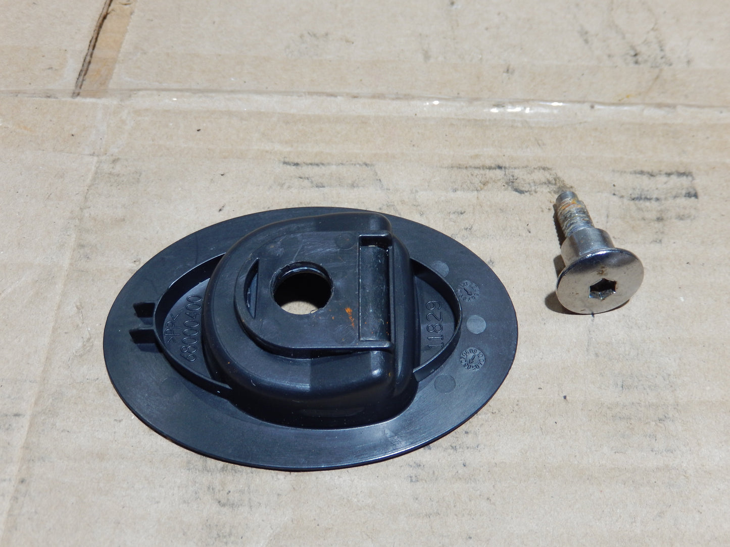 Maserati Quattroporte M-139 OEM Trunk Tie Down Ring Assembly