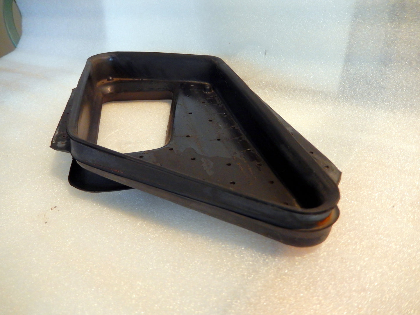 Datsun 280ZX Turbo Hood Vent Intake Seal