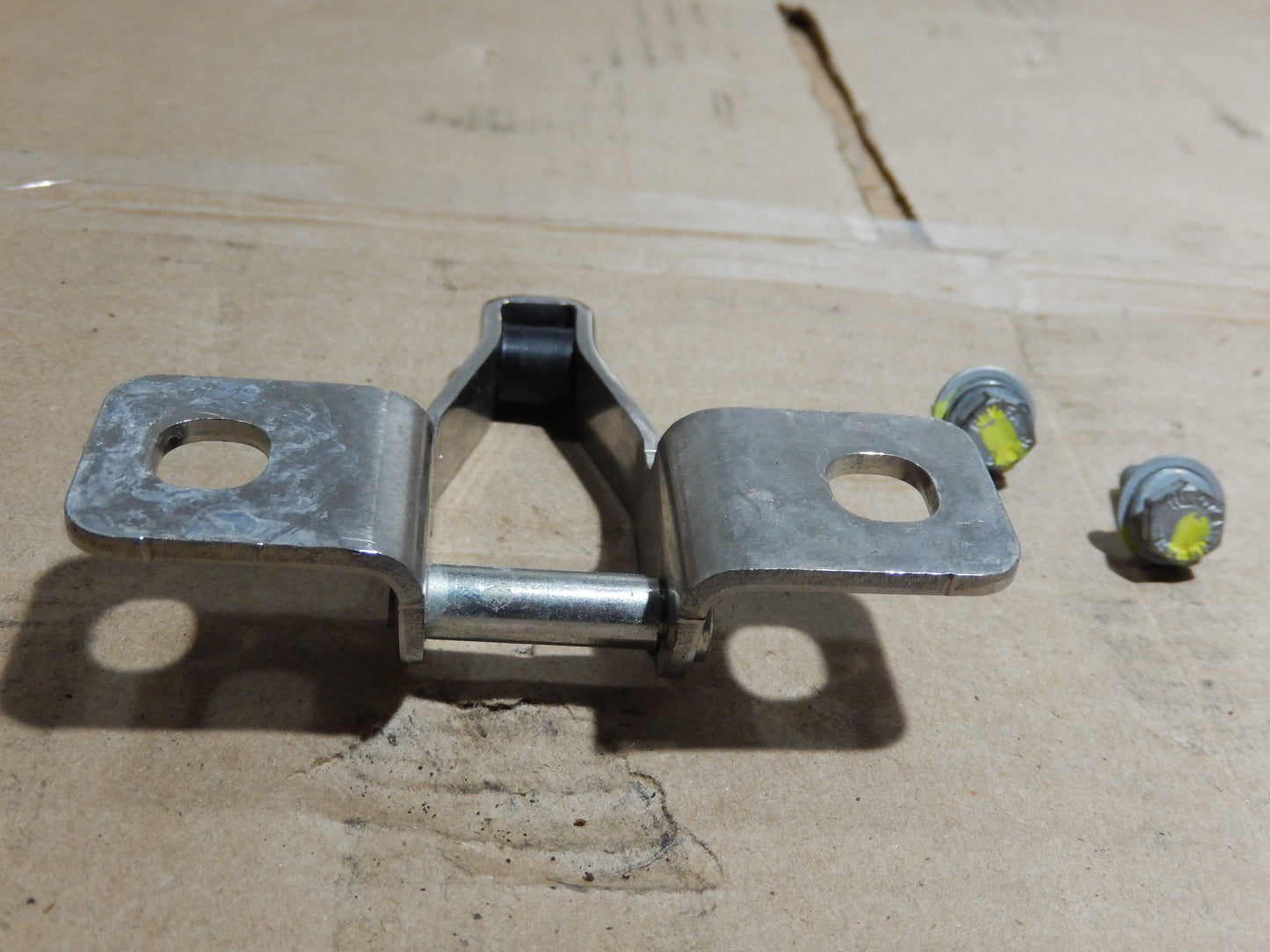 Maserati Quattroporte Trunk Lock Catch Bar