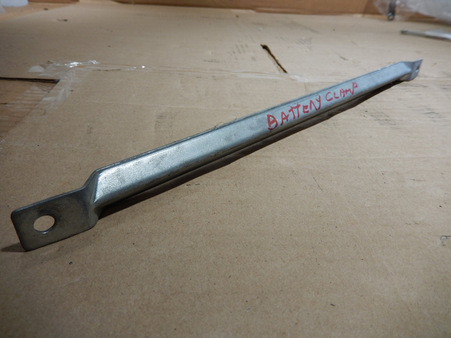 Maserati Quattroporte M139 Battery Clamp Bar