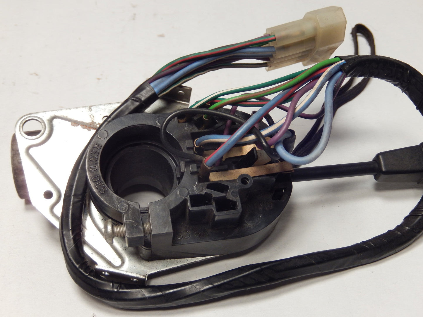 Maserati Quattroporte Three Column Lights and Horn Switch