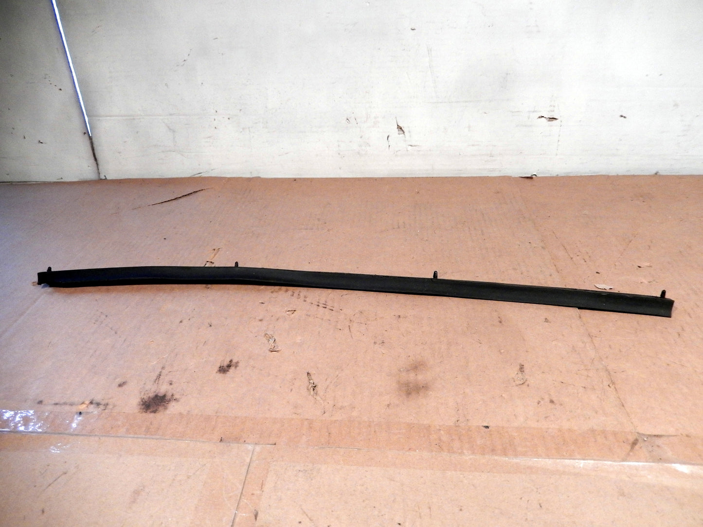 Datsun 240Z 280Z Lower Door Frame Weather Seal