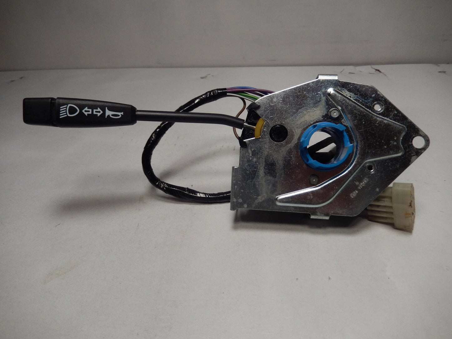Maserati Quattroporte Three Rebuilt ( New ) Lights and Horn Switch