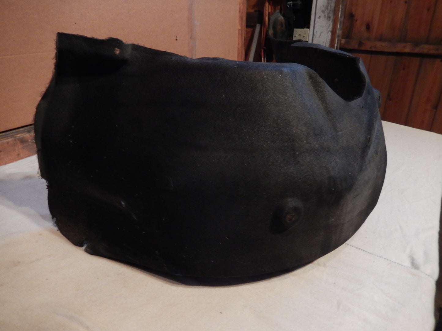 Maserati Quattroporte M-139 Front Passengers Side Wheel Well Liner