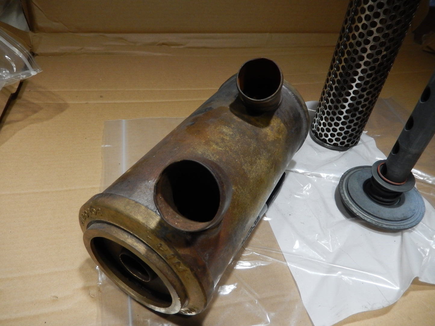 Maserati Quattroporte One - 1963 - 1969 Oil Filter Canister Tank " Forcellini Bolongna "