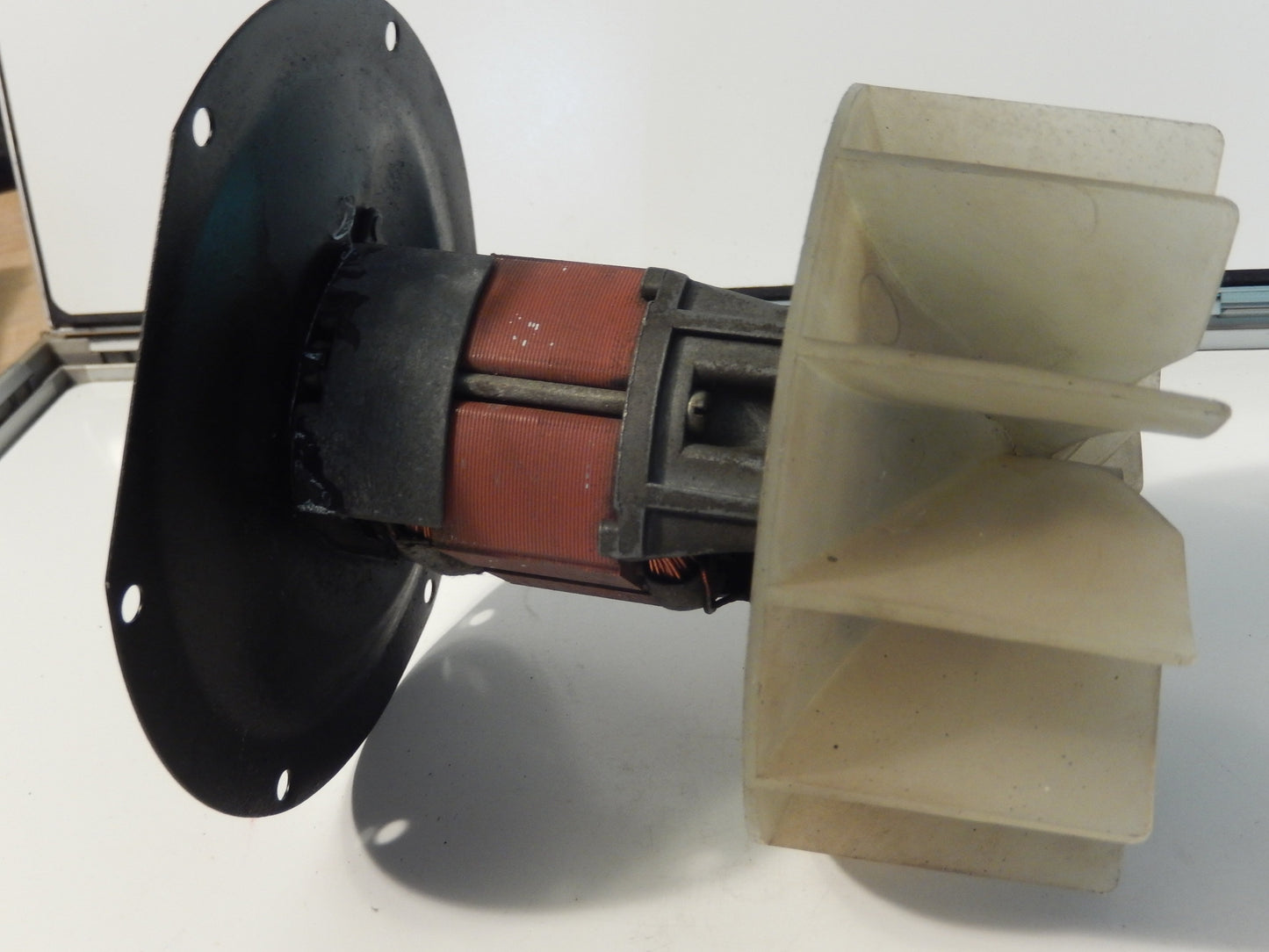Volvo P1800ES Climate System Motor and Fan Assembly