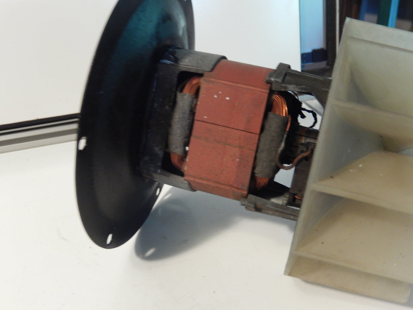 Volvo P1800ES Climate System Motor and Fan Assembly