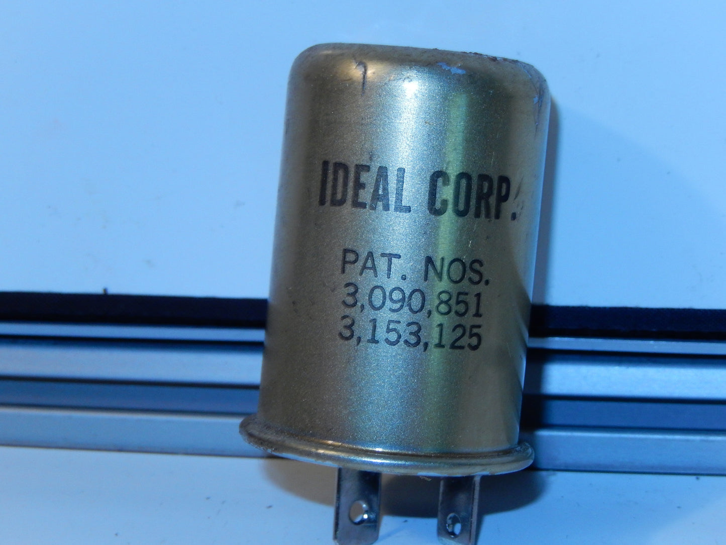 Volvo P1800ES Emergency Flashers Relay