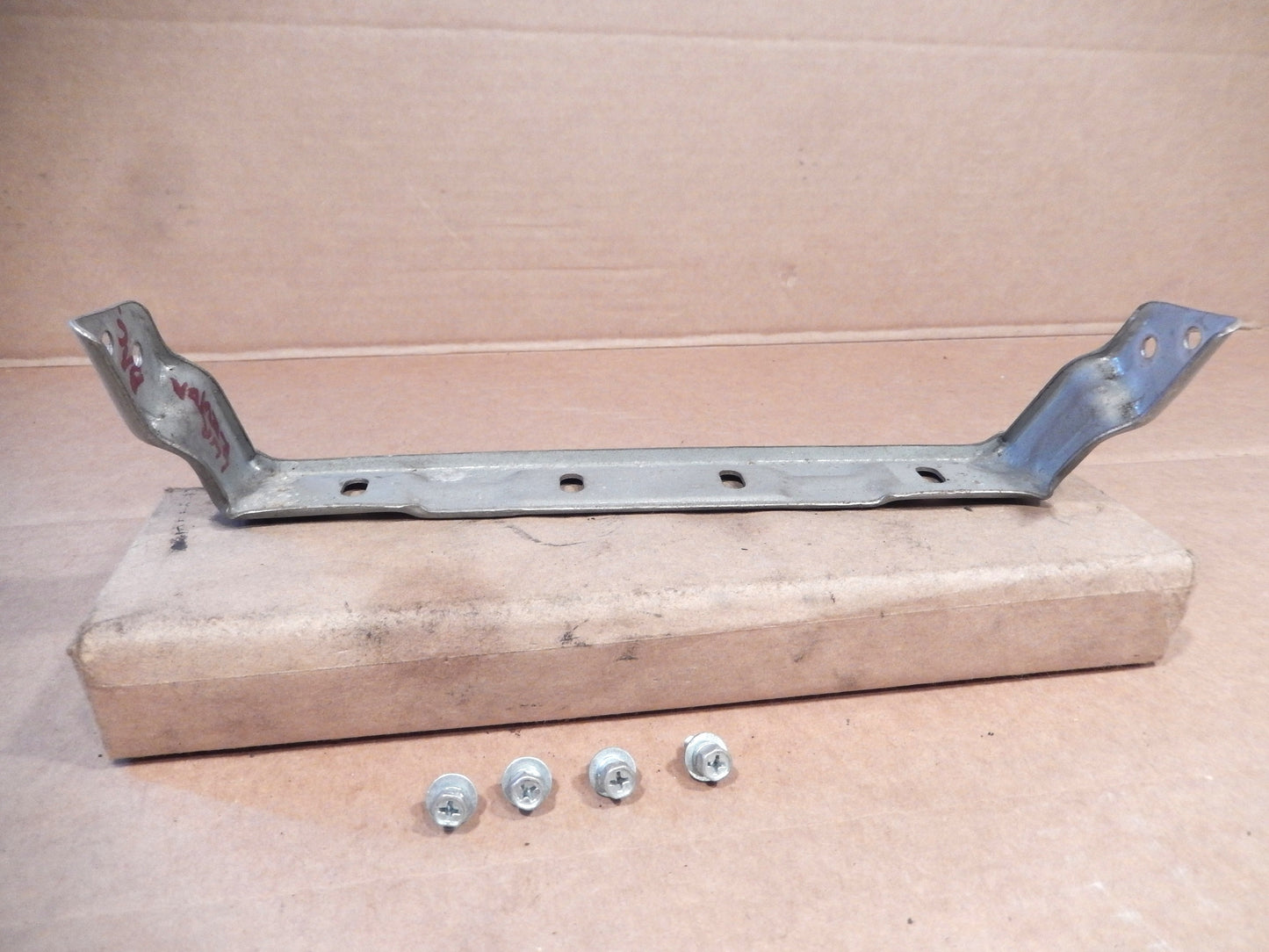 Datsun 280Z Center Dashboard Lower Mount Bracket