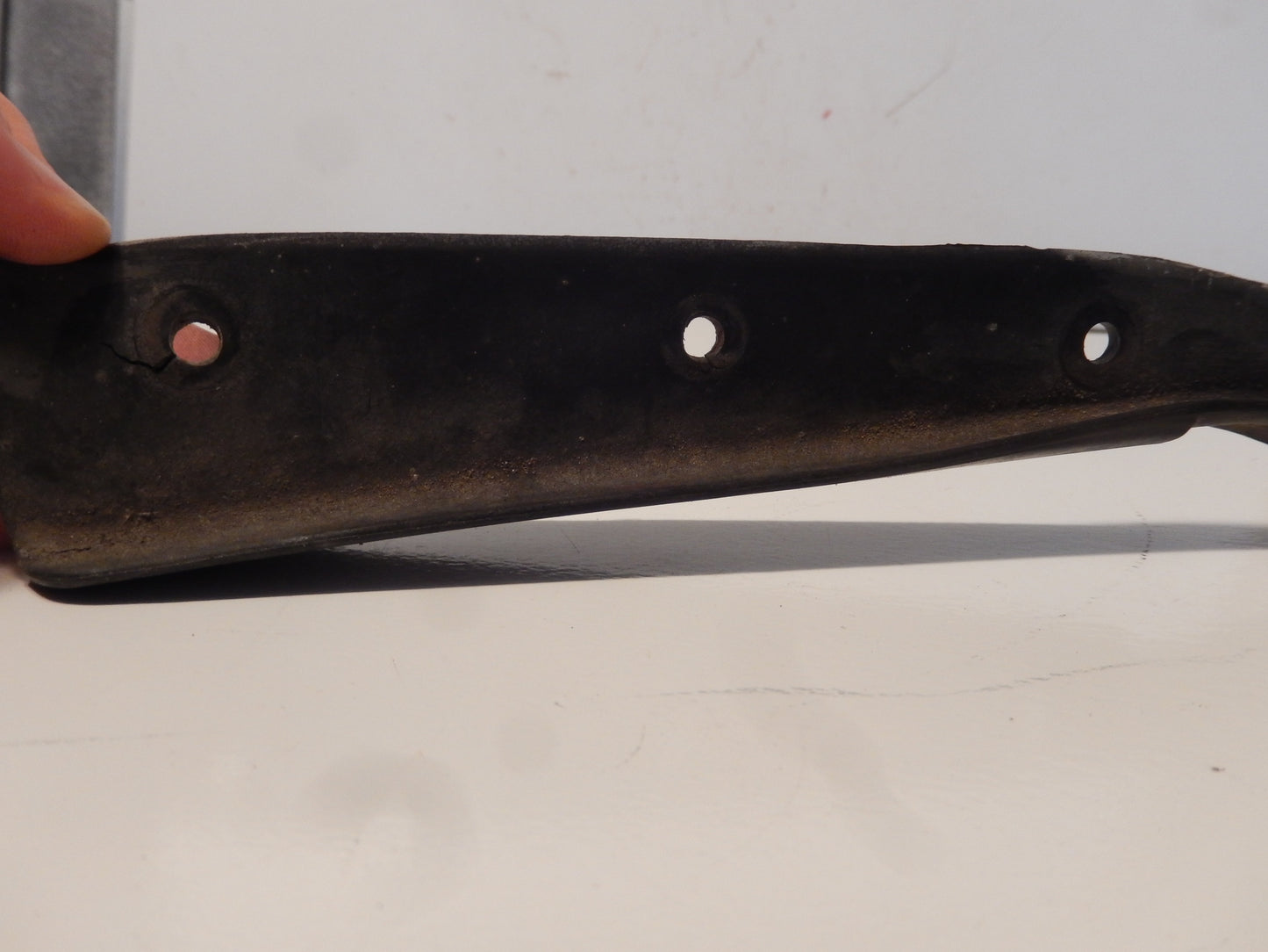 Datsun 240Z Passenger's Door Front Top Corner Seal