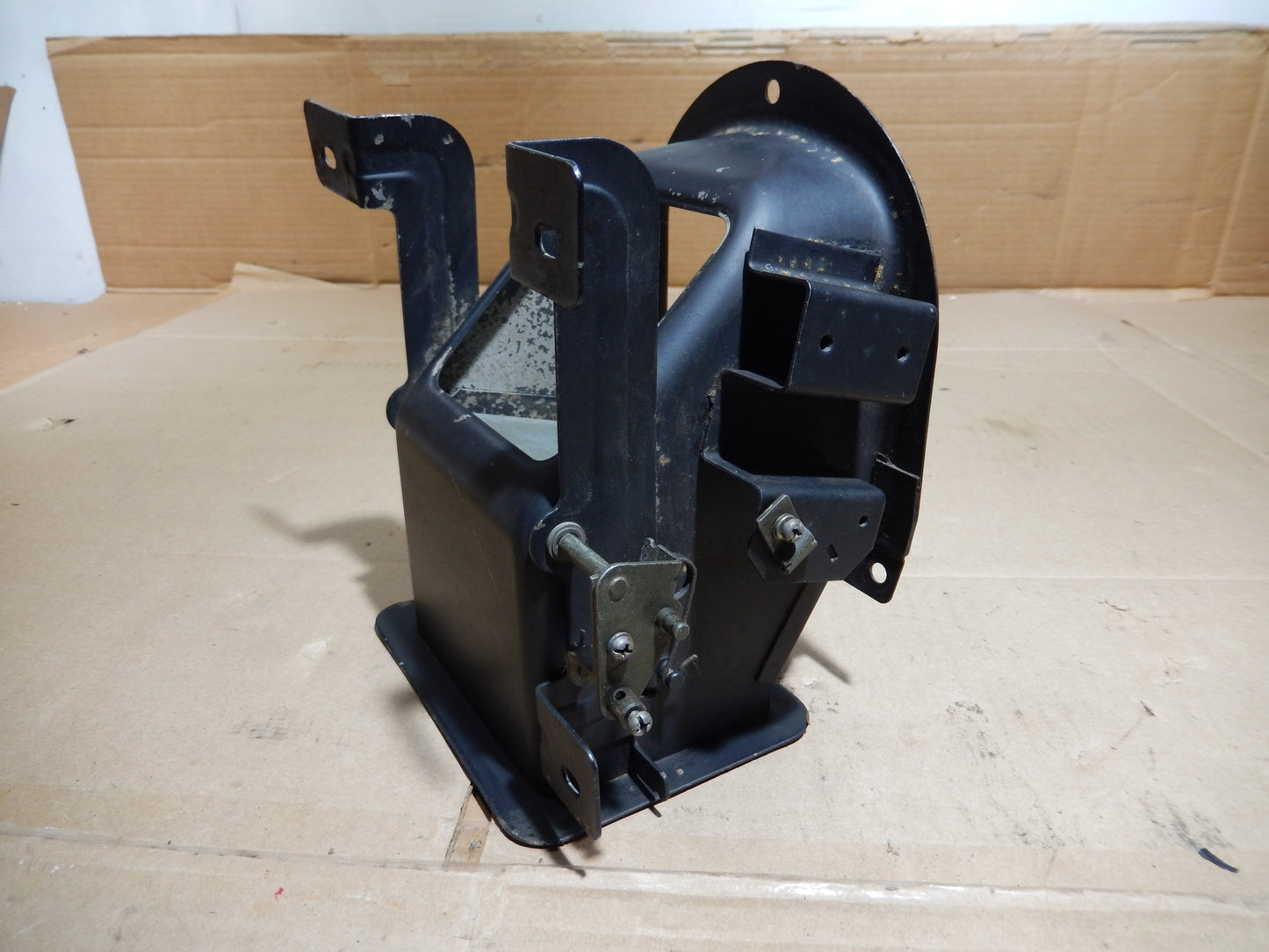 Datsun SERIES ONE 240Z Climate System Box