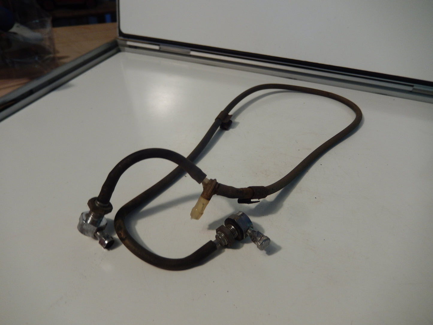 Volvo P1800ES OEM Windshield Washer System