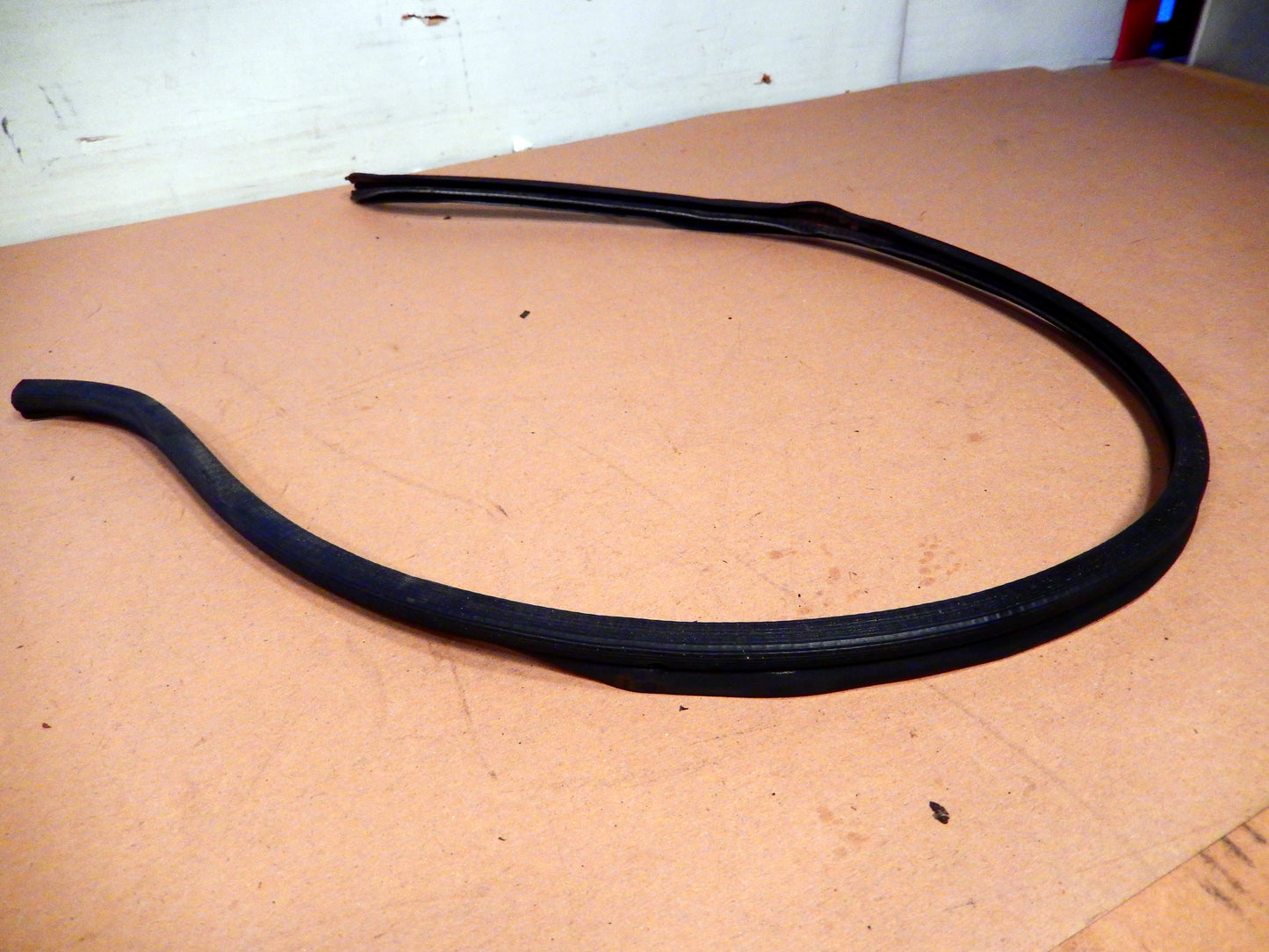 Datsun 280ZX Top Rear Hatch Channel Seal