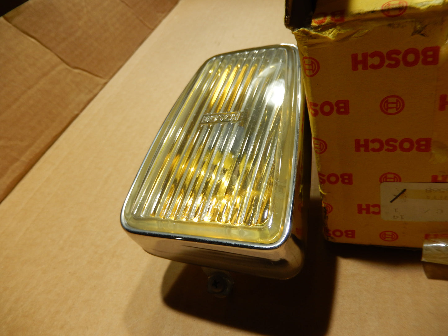 Maserati Vintage Bosch NOS Fog Lamp # 1-305-352-902-390