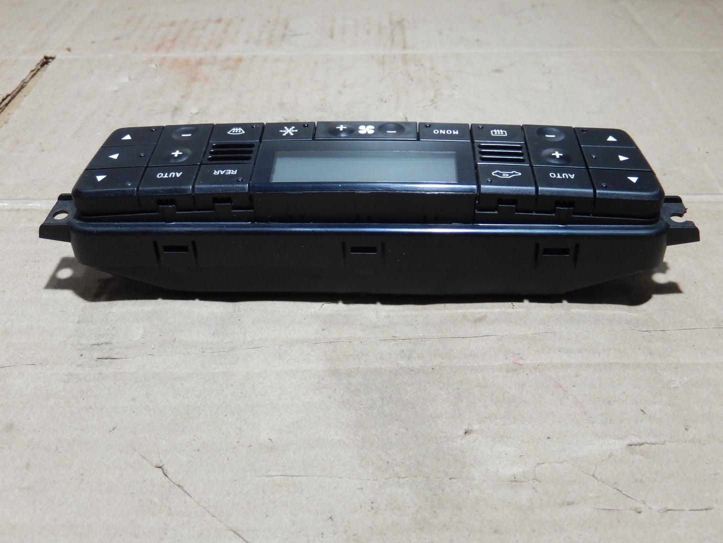 Maserati Quattroporte Center Console Face Control Panel