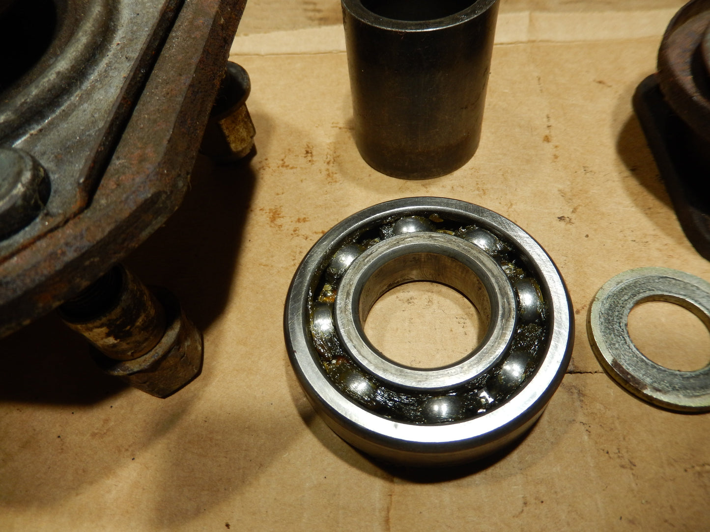 Datsun 280ZX Rear Hub Spindle Shaft Assembly