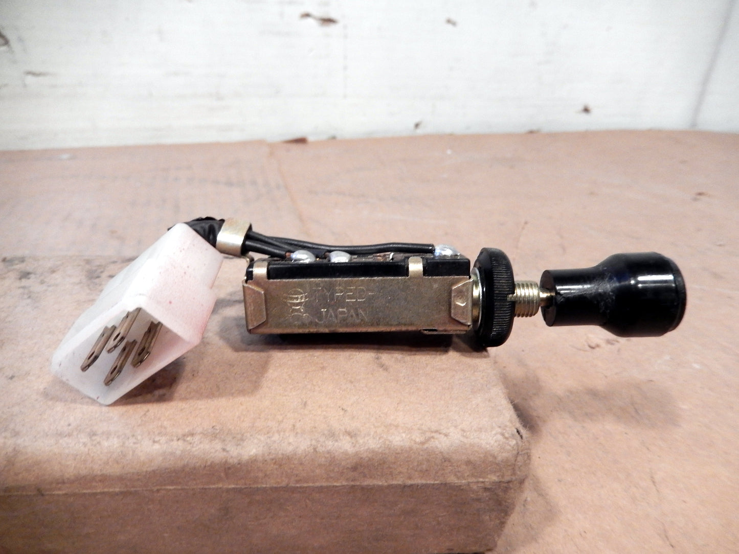 Datsun 280ZX Rear Wipers Switch