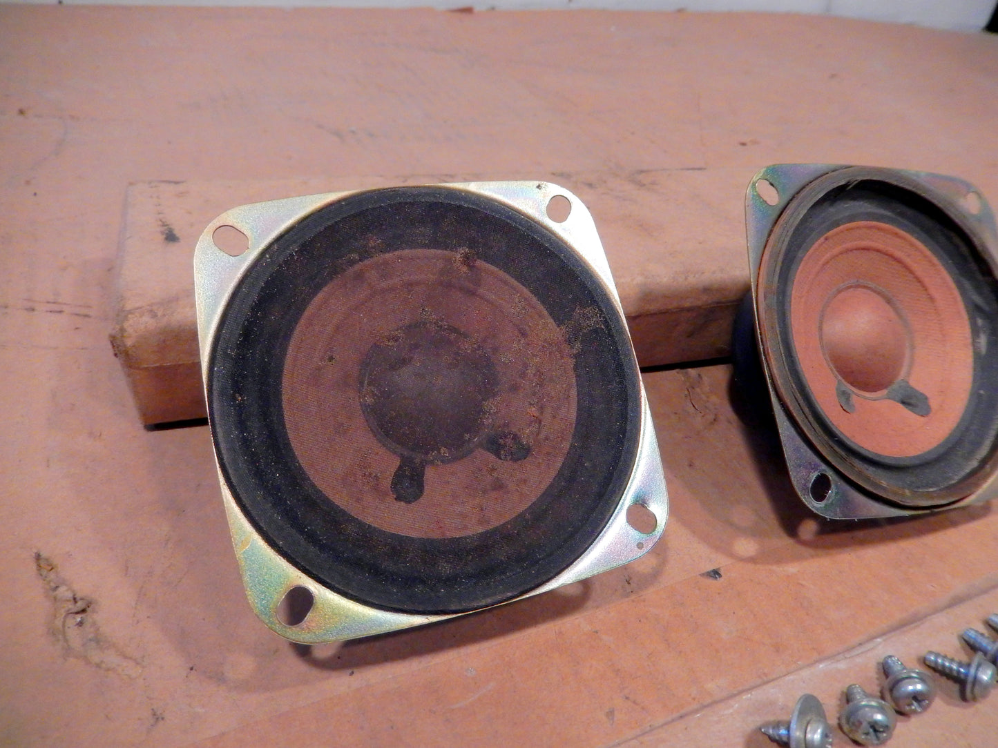 Datsun 280ZX Upper Dashboard Speakers