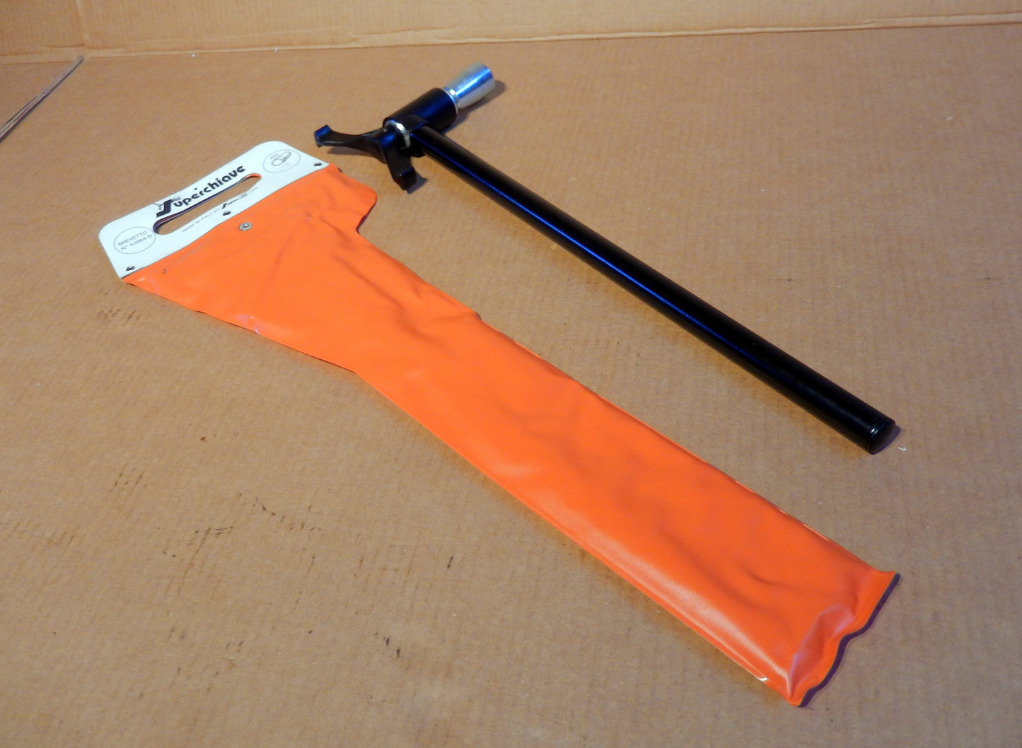 Italian GT Lock-Matic Lug Wrench