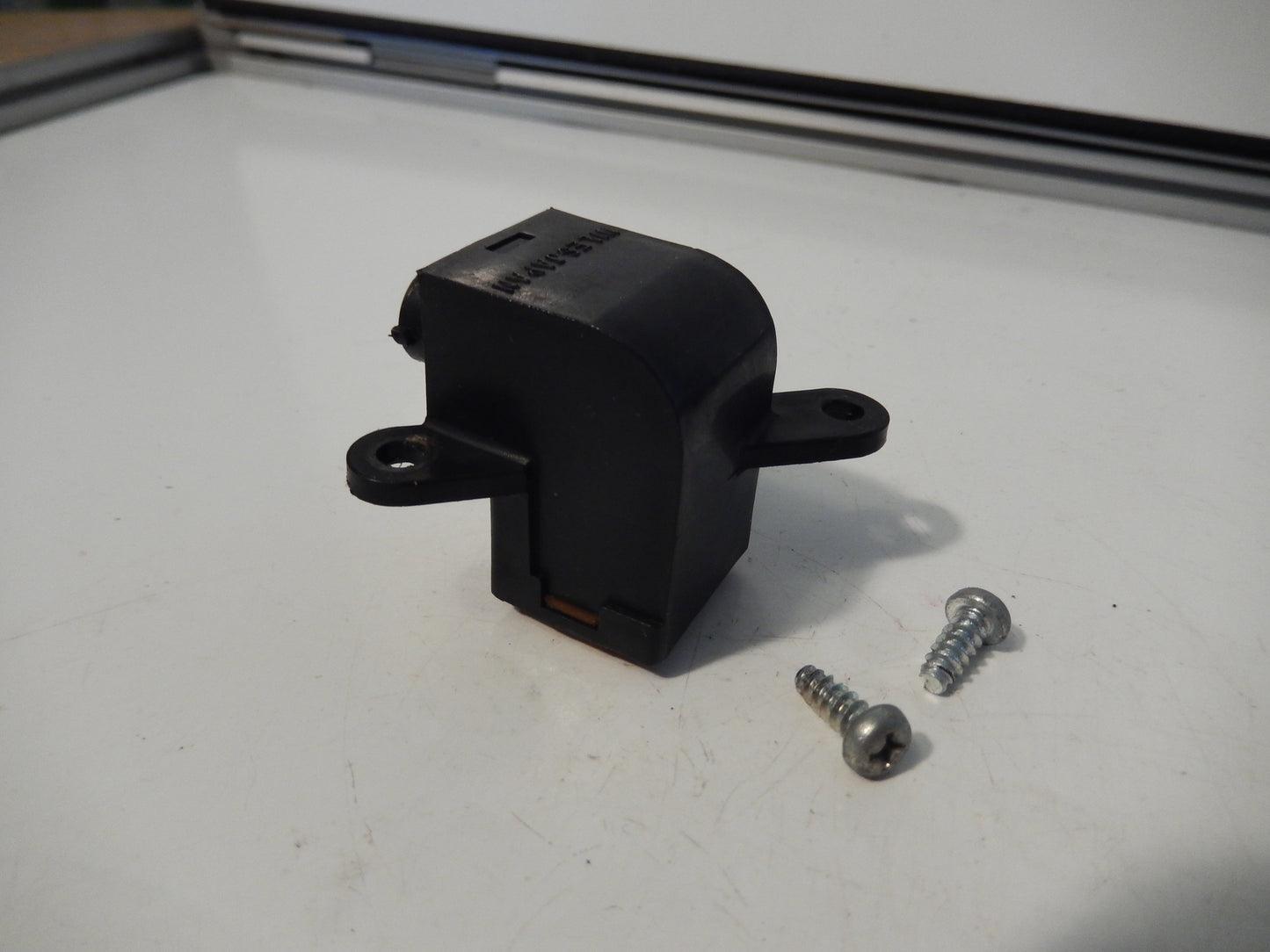 Datsun 240Z OEM Center Console Amber Indicator Light Box