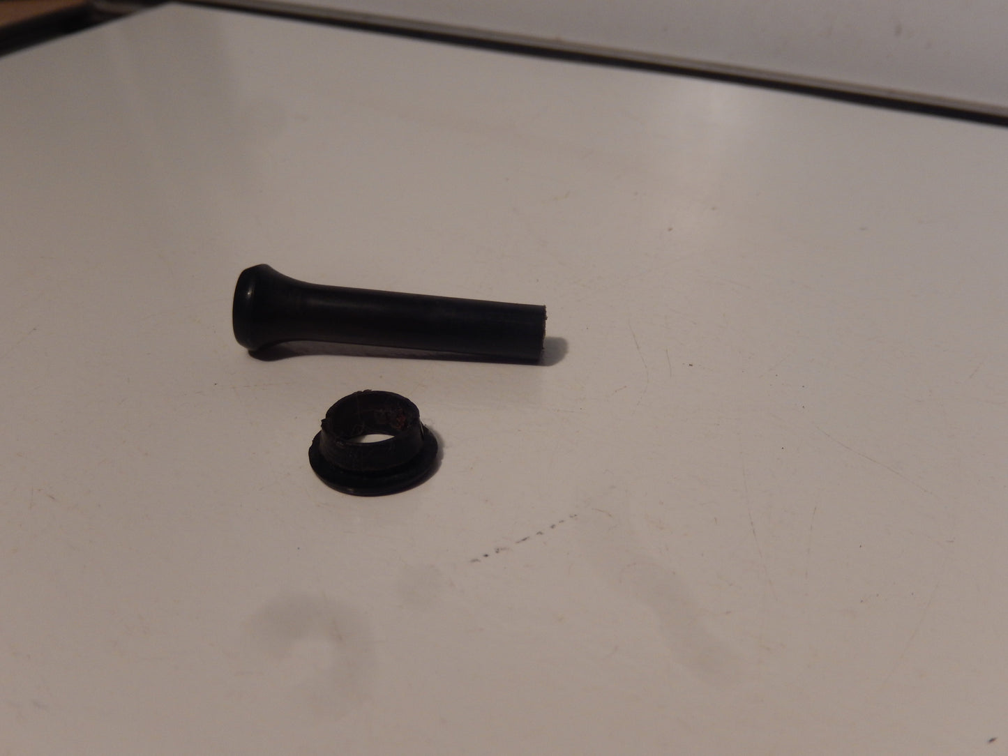 Datsun 240Z Door Lock Button w/Collar
