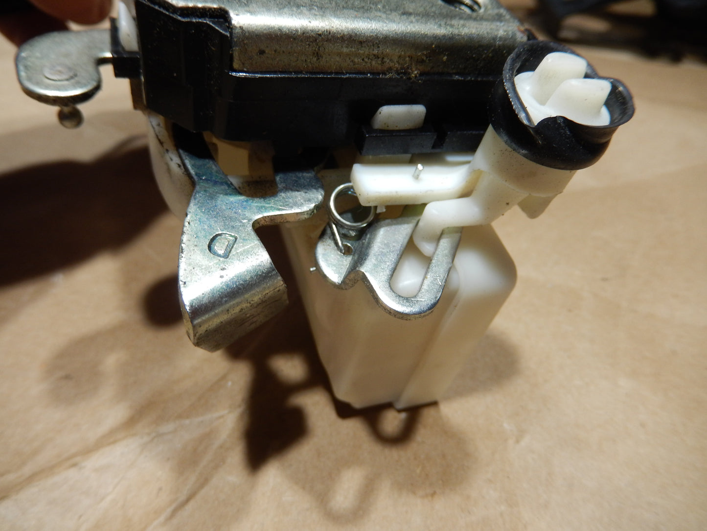 Maserati Quattroporte M-139 04 - 014 Rear Passengers Side Door Lock