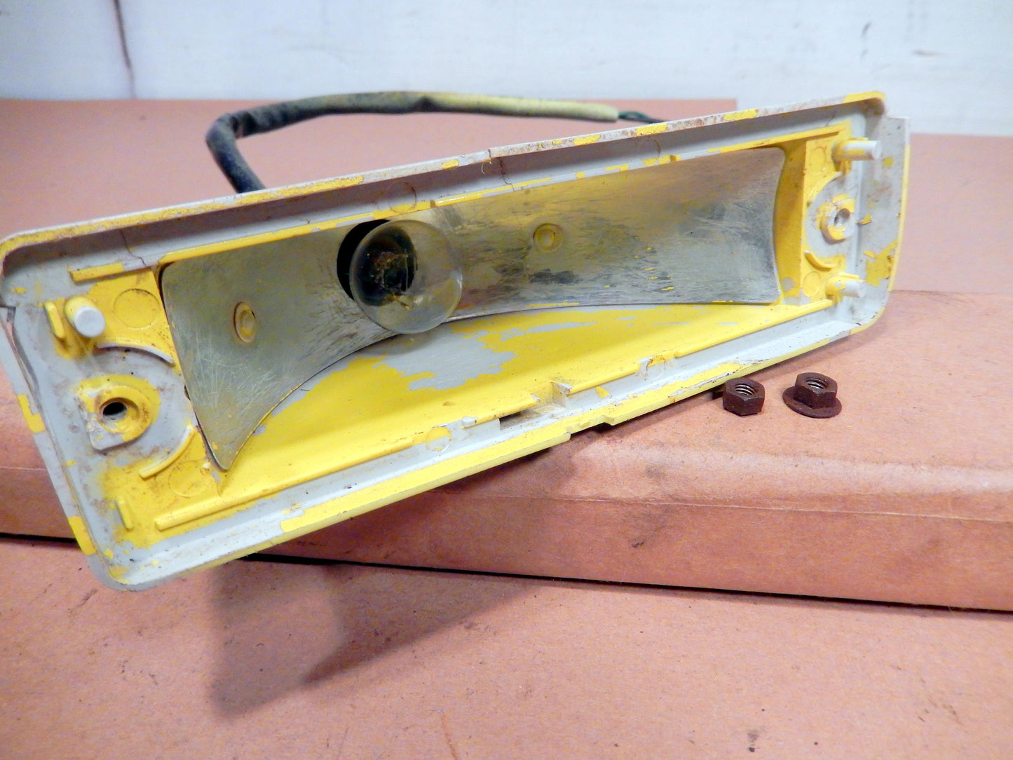 Datsun 280ZX Passenger Side Front Turn Signal Light Body - Handy Man's Special