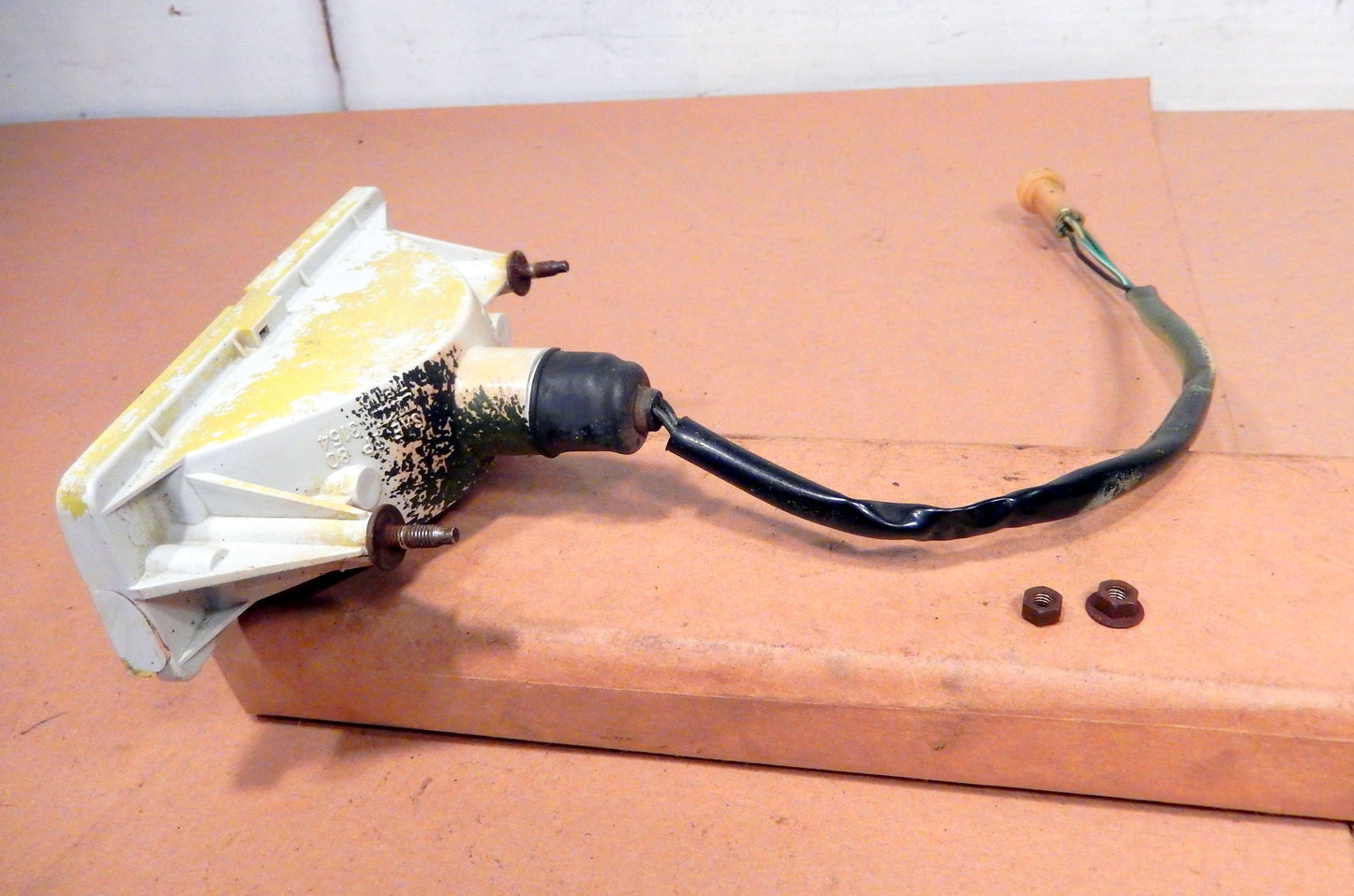 Datsun 280ZX Passenger Side Front Turn Signal Light Body - Handy Man's Special