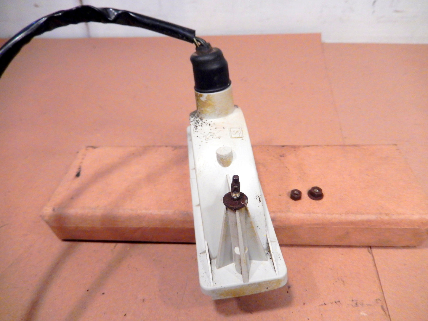 Datsun 280ZX Passenger Side Front Turn Signal Light Body - Handy Man's Special