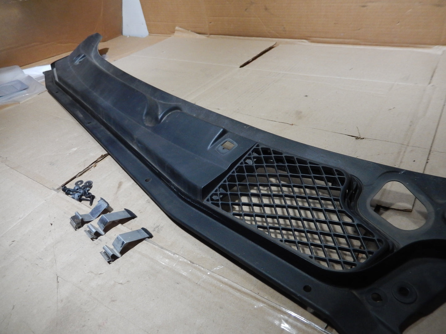 Maserati Quattroporte OEM Rear Engine Bay Wipers and Drain Pan