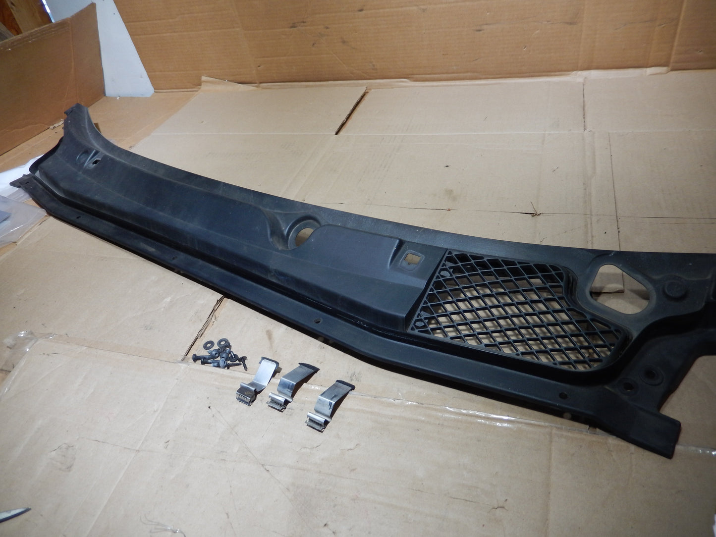 Maserati Quattroporte OEM Rear Engine Bay Wipers and Drain Pan