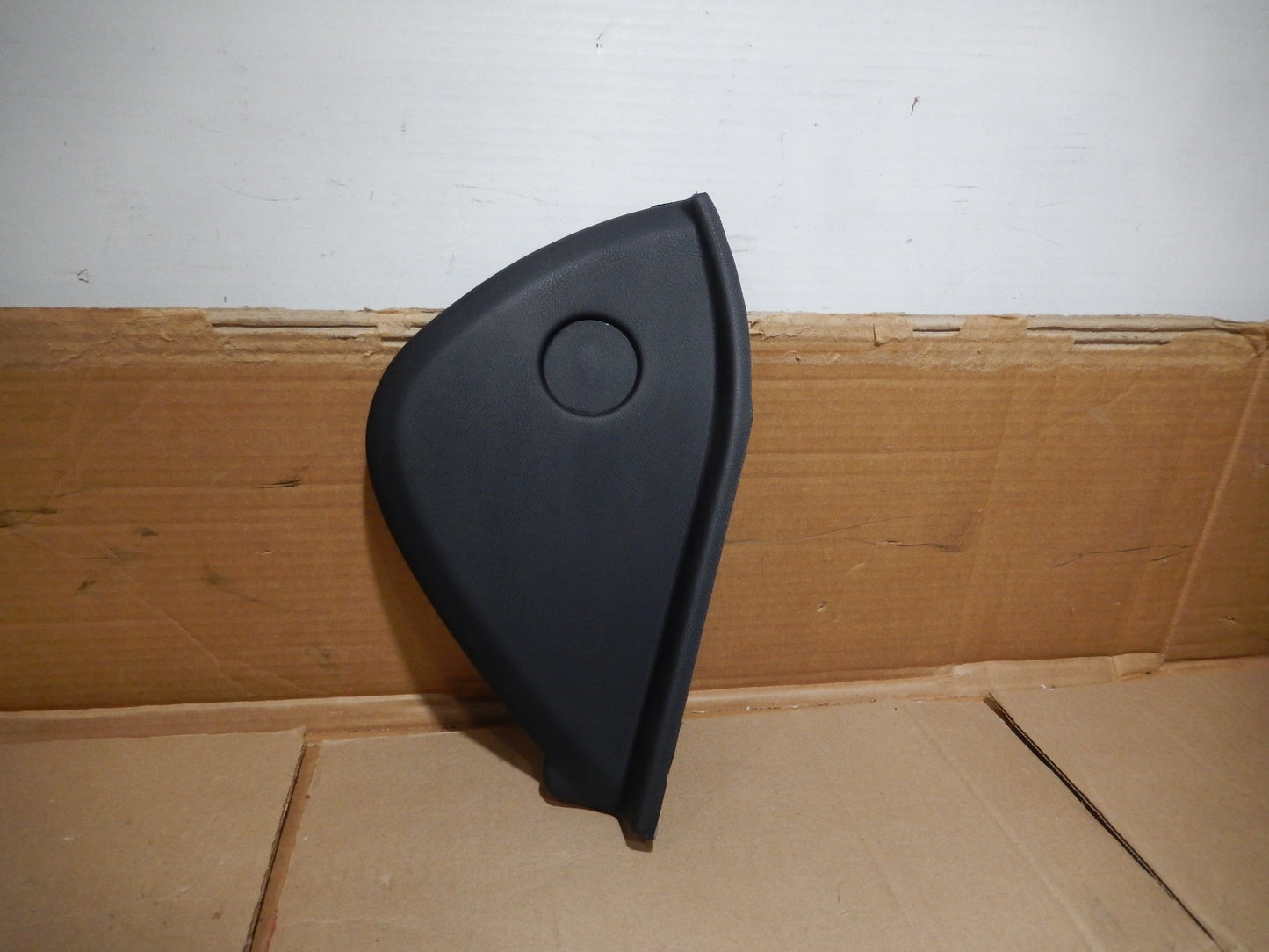 Maserati Quattroporte Passenger's Interior Dashboard End Cap