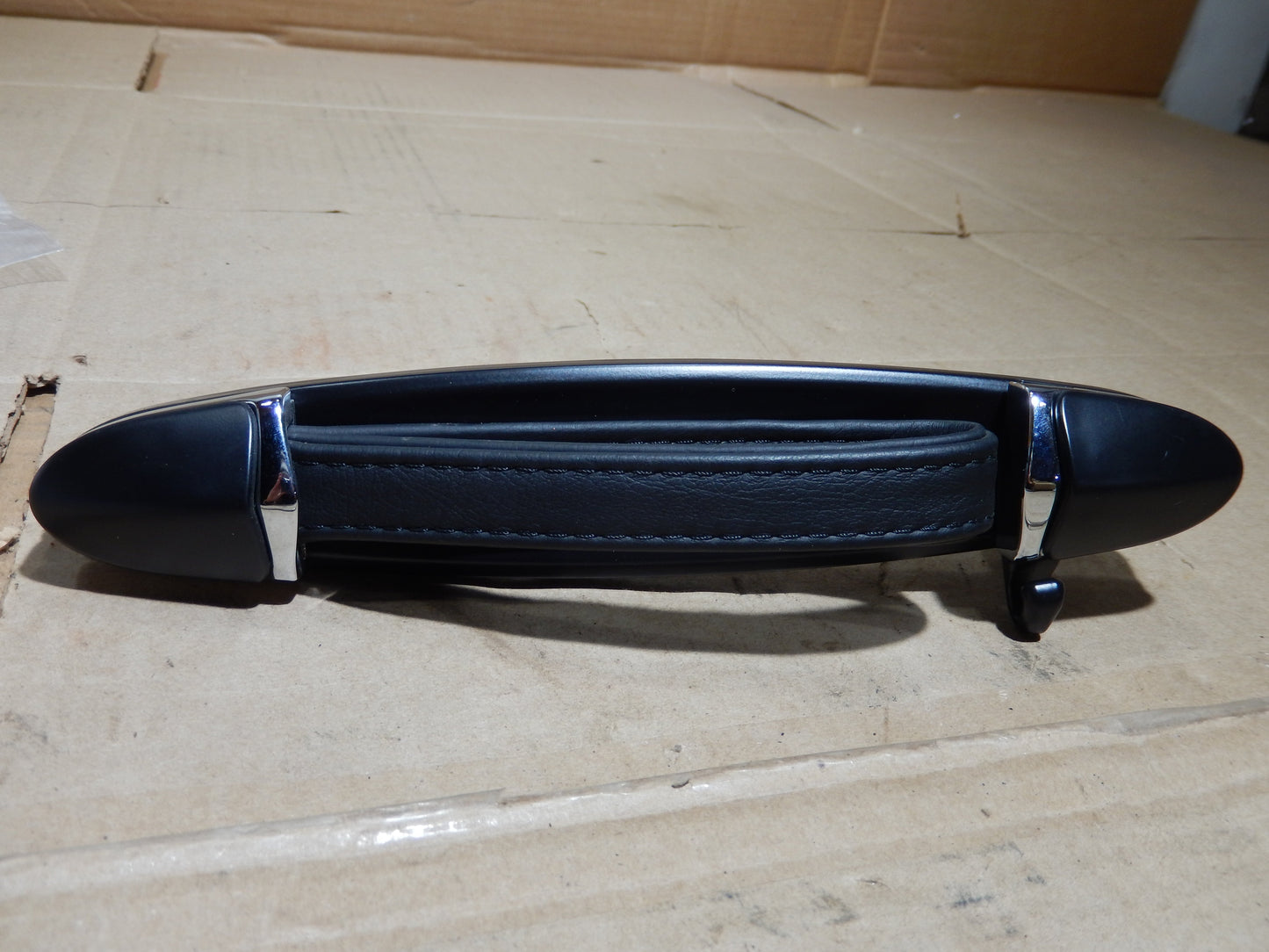 Maserati M-139 Executive GT Overhead Grab Handle