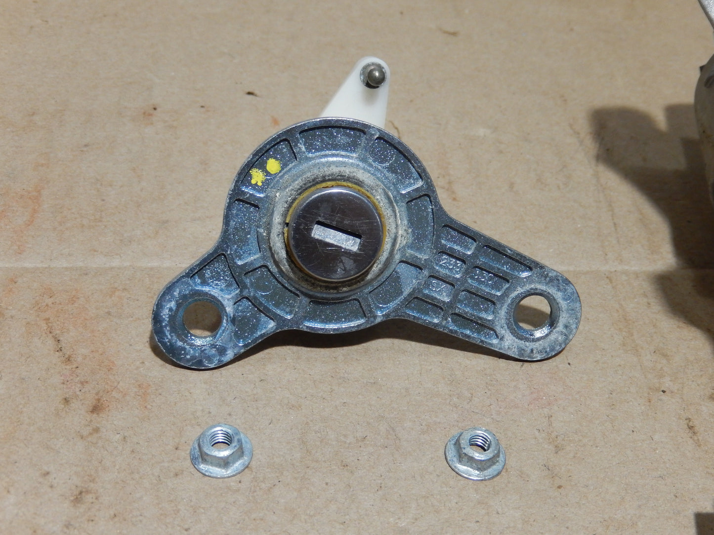Maserati M139 Ignition, Door and Trunk Lock with Key