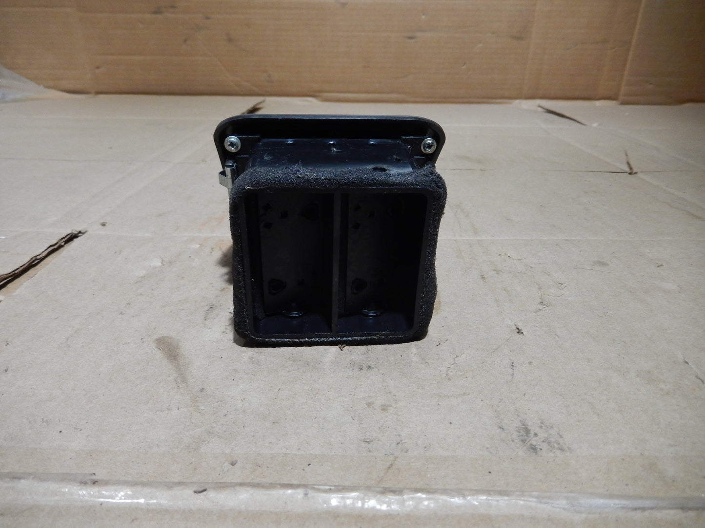 Maserati M-139 Passengers Side Corner Dashboard Vent