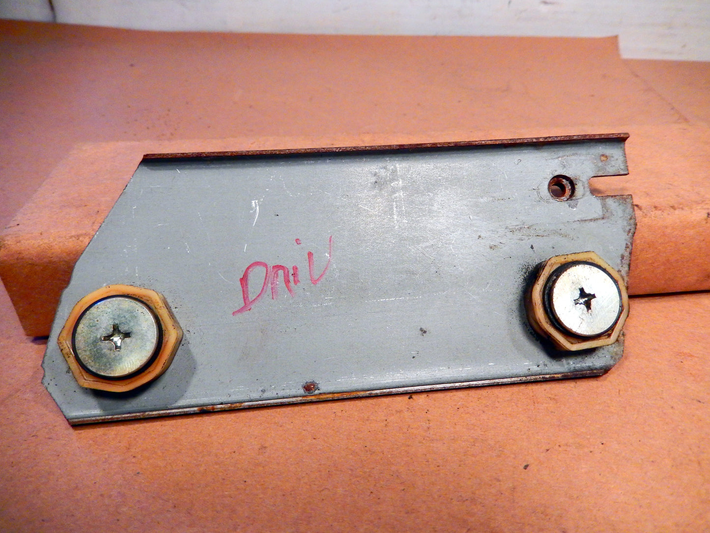 Datsun 280ZX Front Driver's Door Glass Clamp