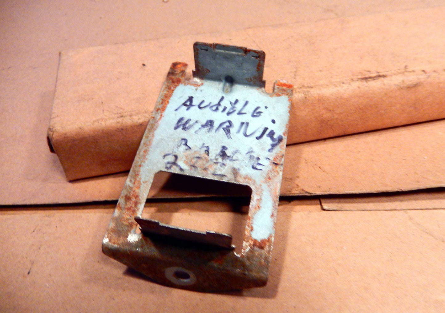 Datsun 280ZX Audible Warning Bracket