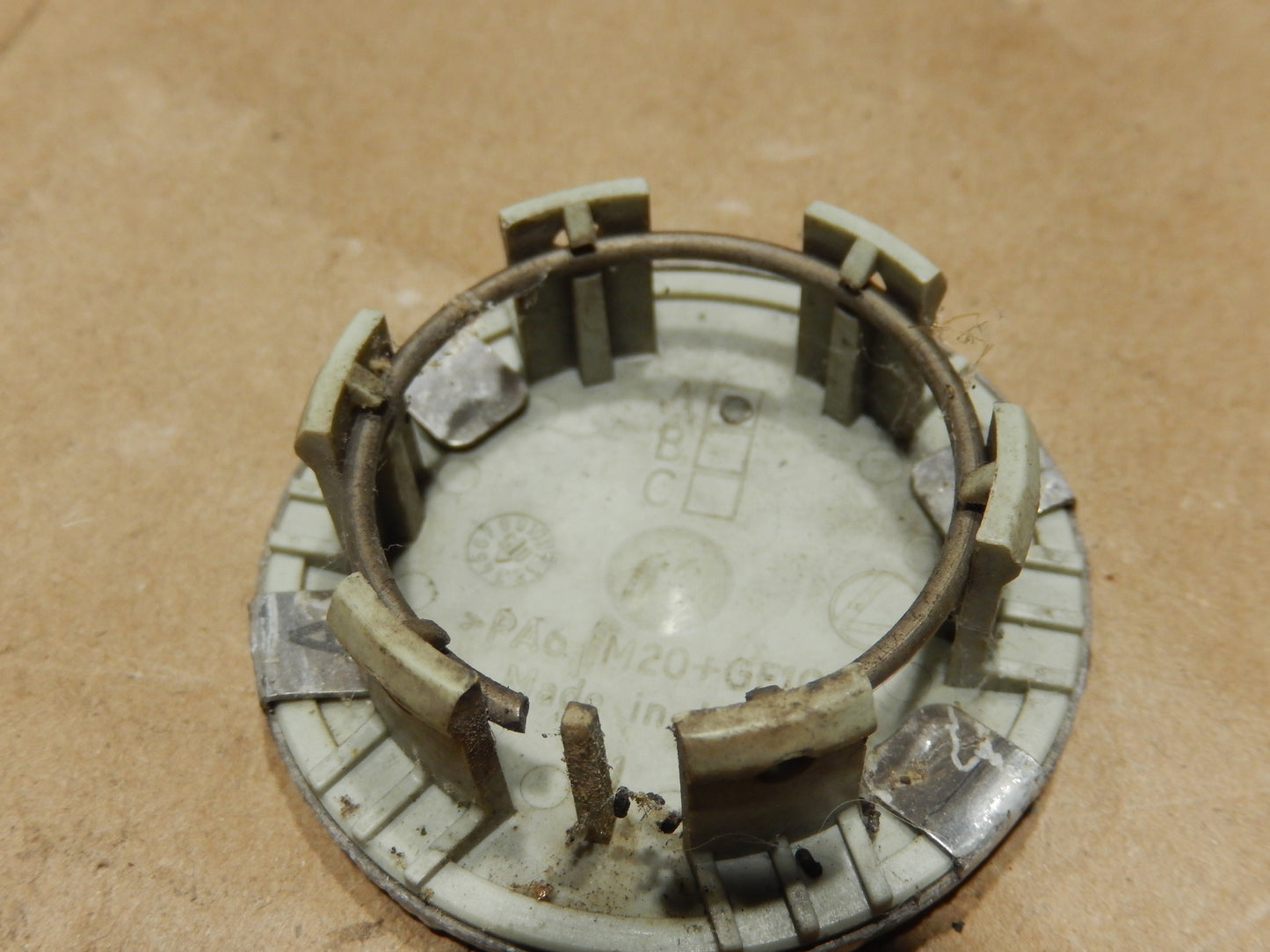 Maserati Quattroporte M139 Wheel Cap
