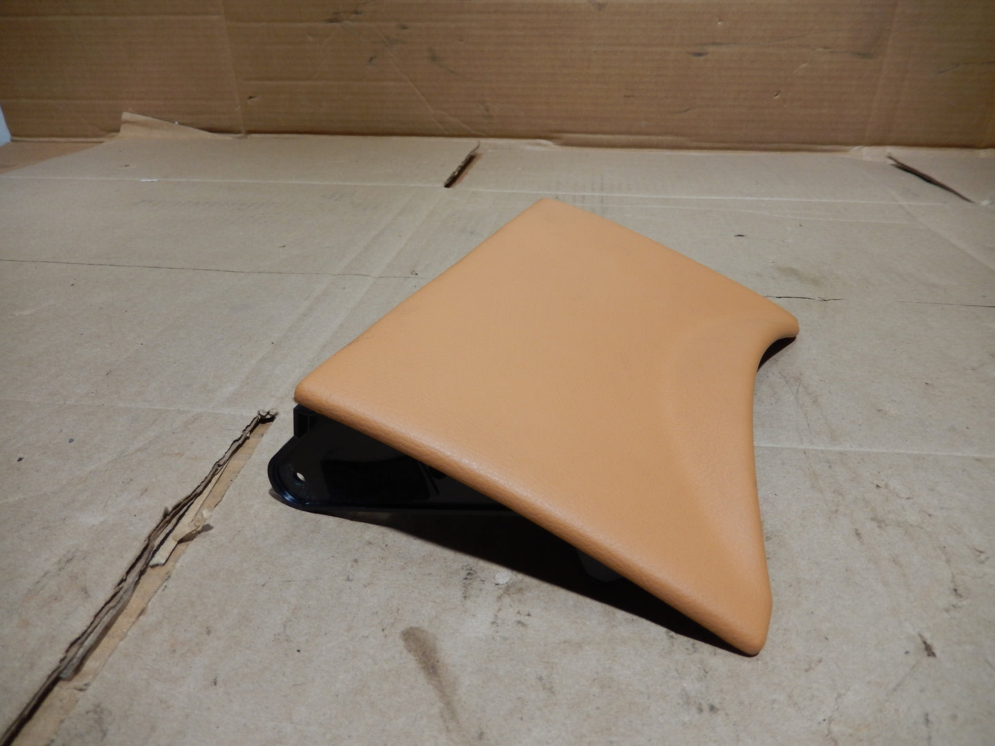 Maserati M139 CD Player Door Cover