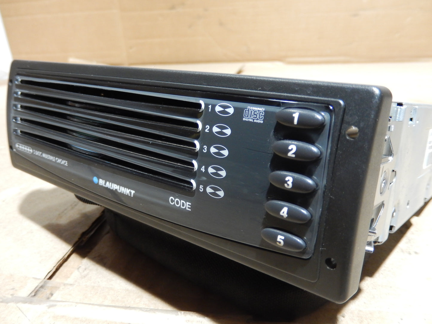 Maserati M139 Blaupunkt Laser CD Player