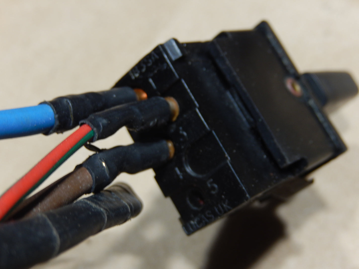 Maserati Quattroporte Three Headlights Switch