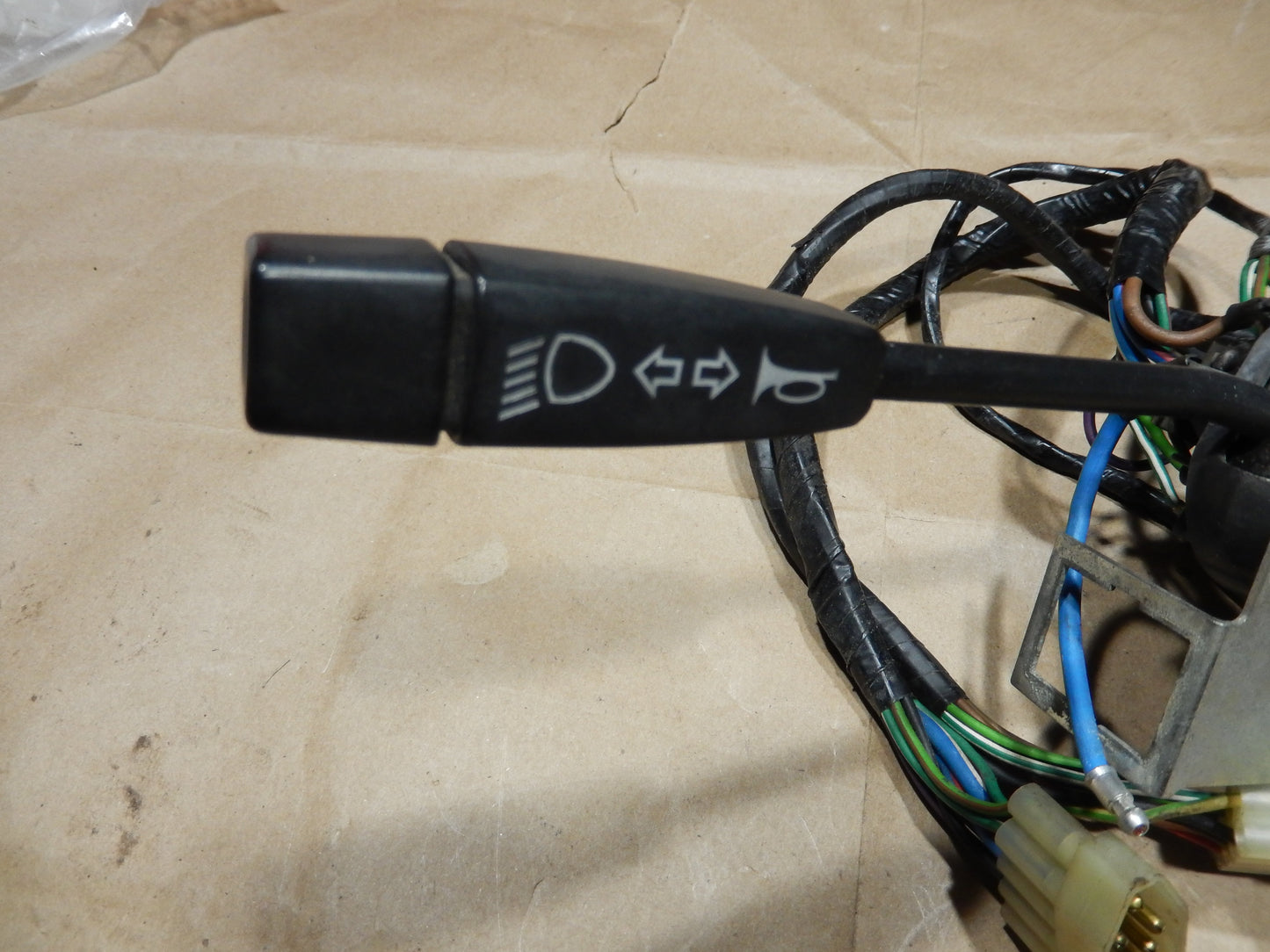 Maserati Quattroporte Three Column Switch Cluster