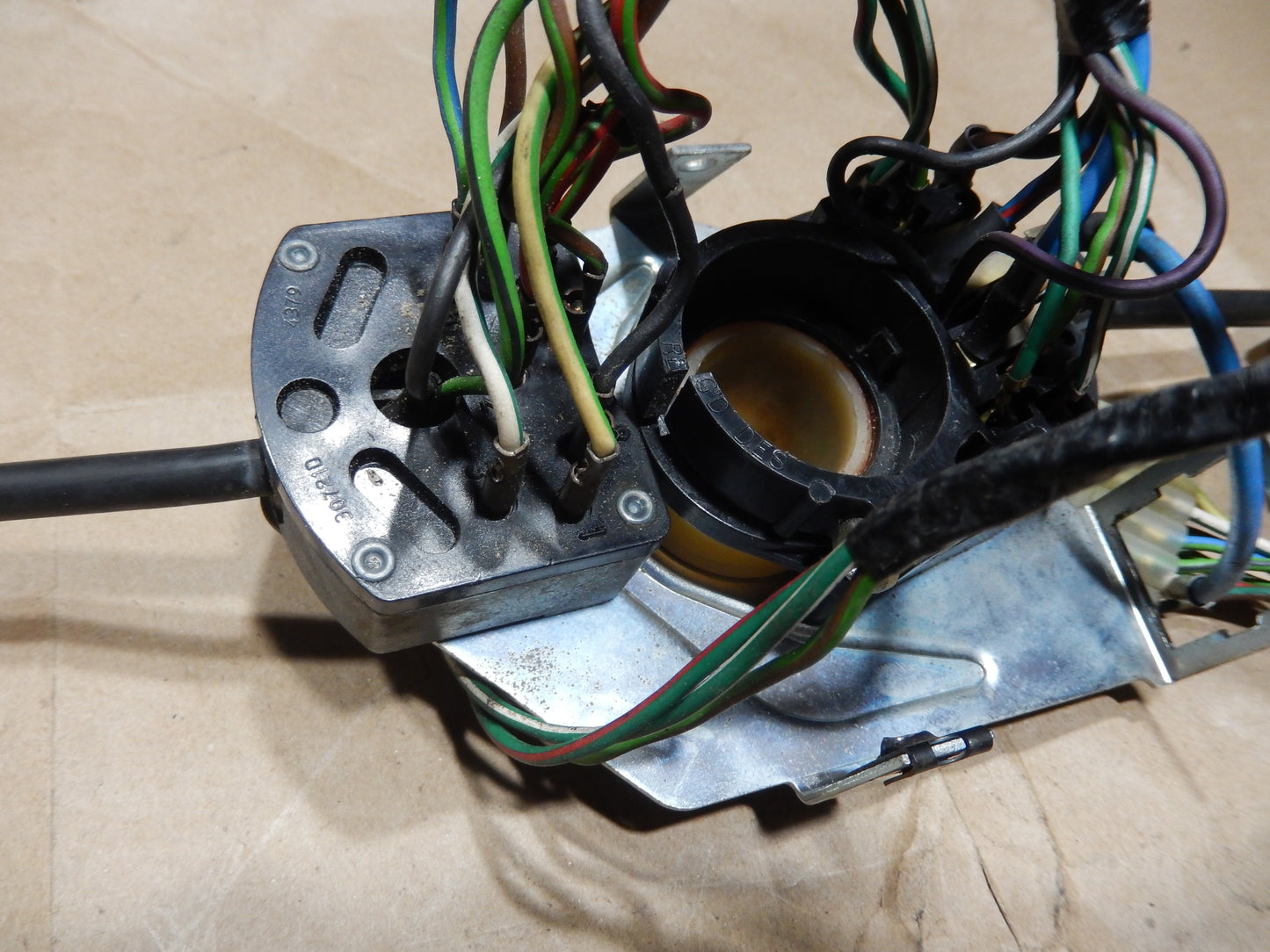 Maserati Quattroporte Three Column Switch Cluster
