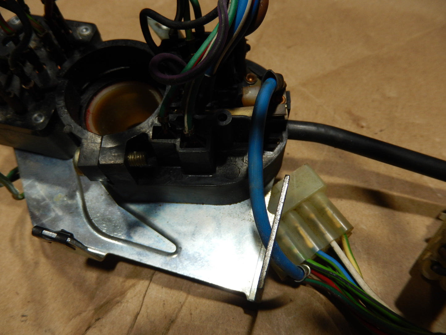 Maserati Quattroporte Three Column Switch Cluster