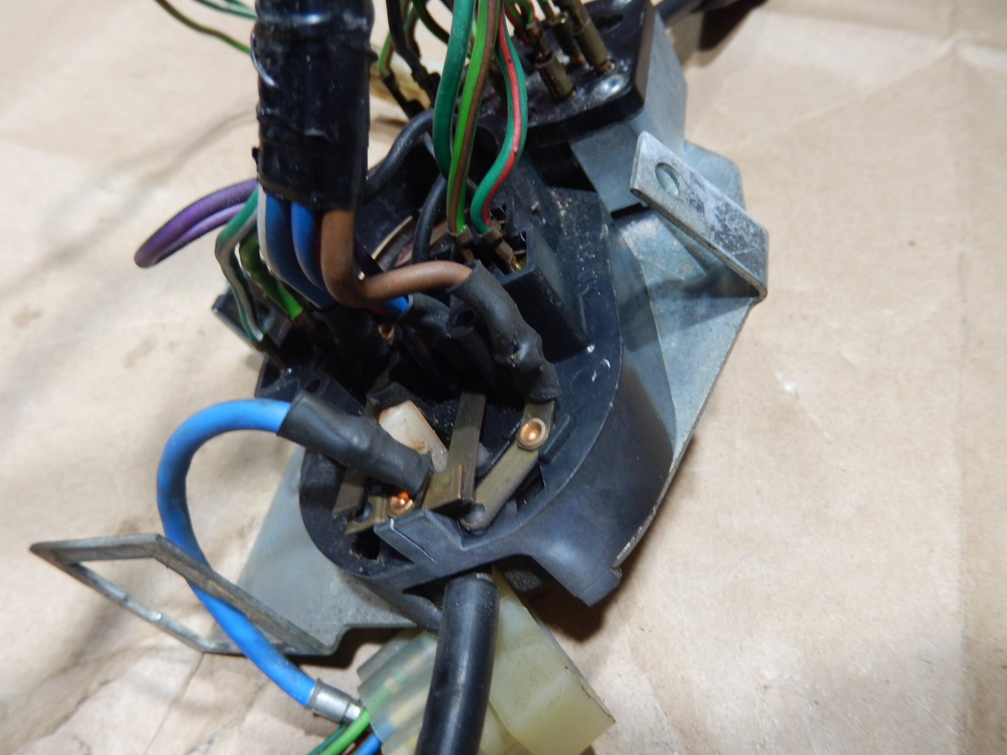 Maserati Quattroporte Three Column Switch Cluster