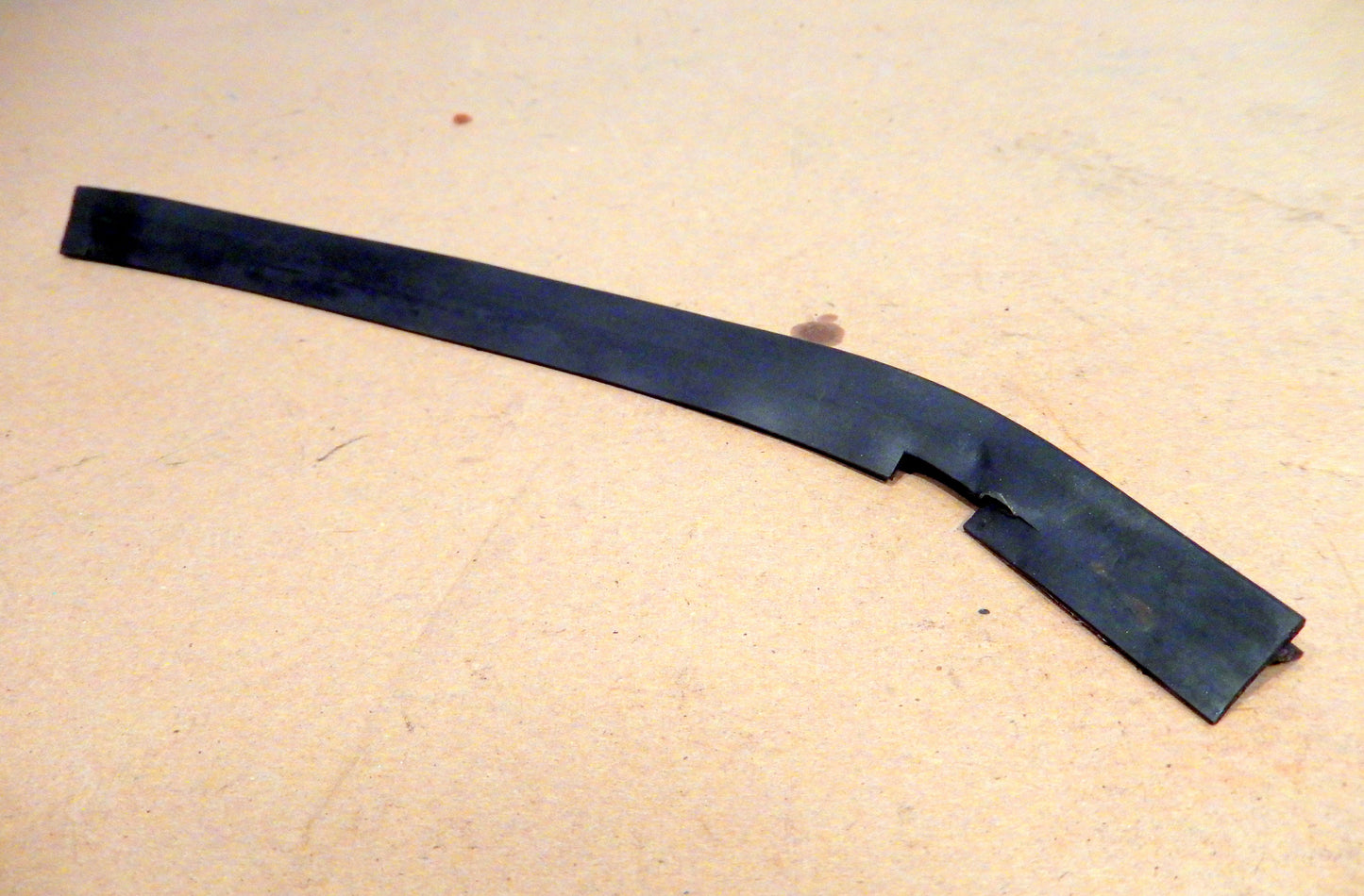 Datsun 280ZX Small Glass Seal
