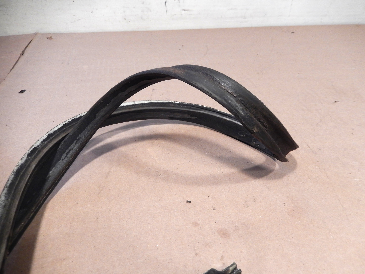 Datsun 240Z Driver's Rear Quarter Glass Window Seal (Handy Man's Special)
