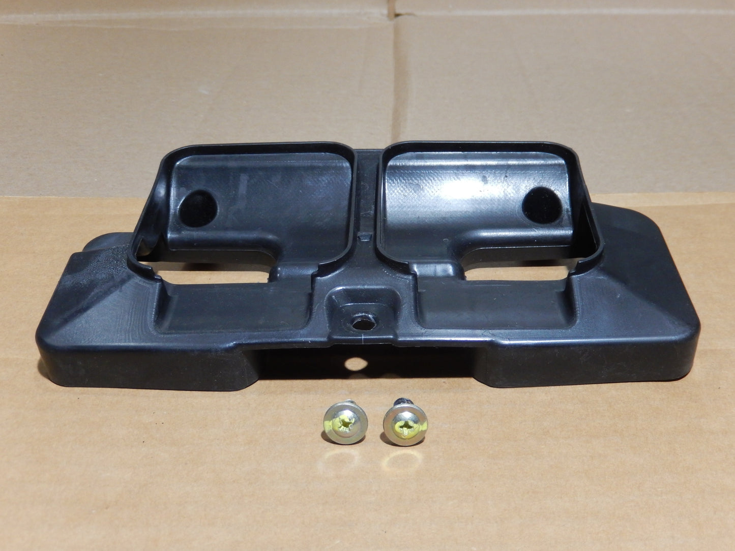 Maserati M-139 Center Dashboard Vent Airduct