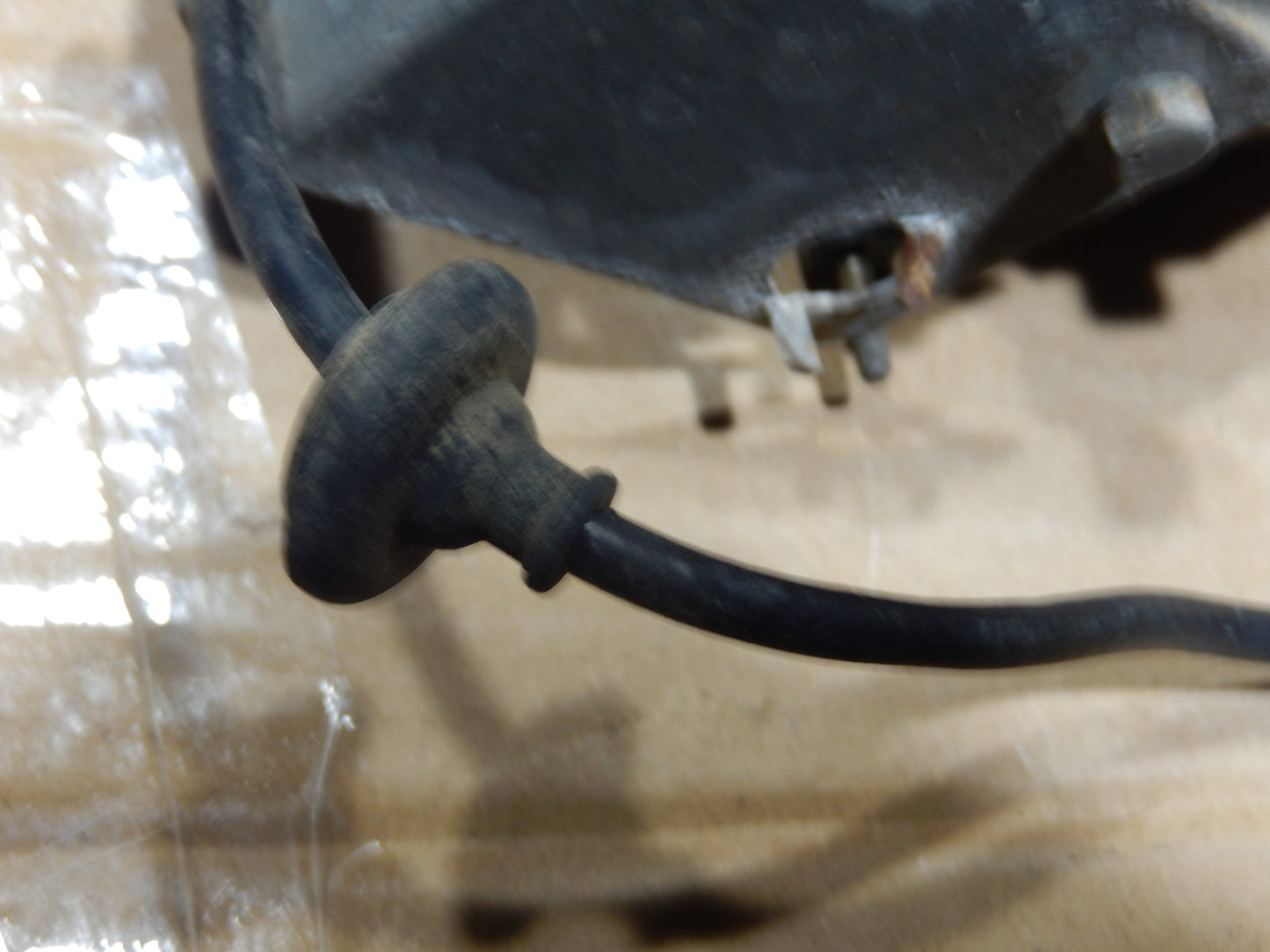 Datsun 240Z Ha-100, Japan Antenna Assembly